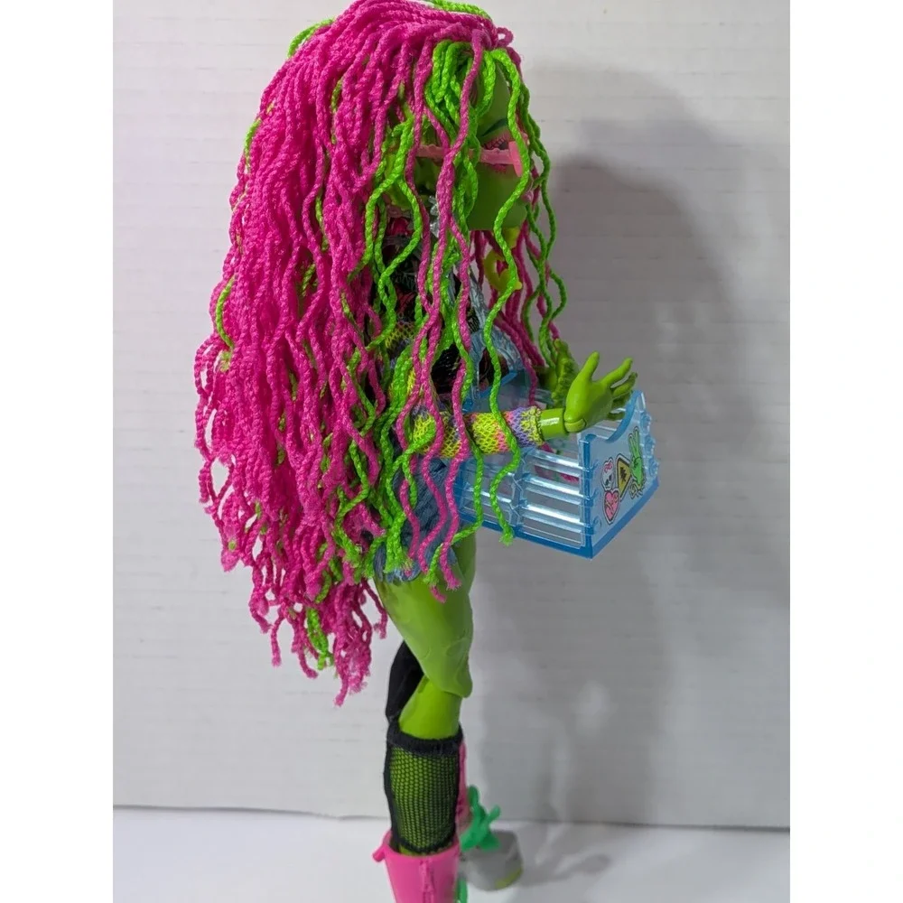 monster high fast shipping